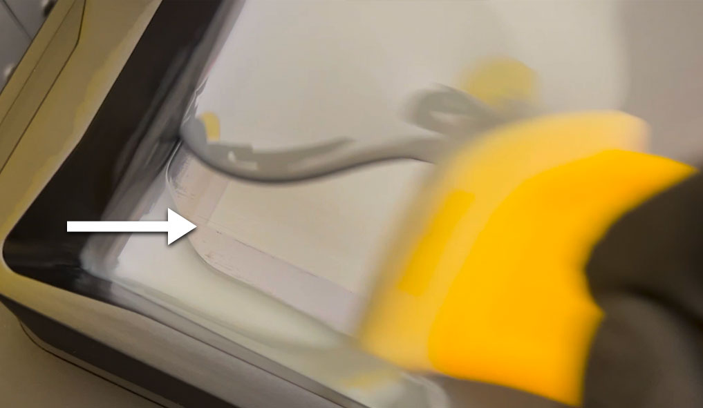 lychee-slicer-spatula