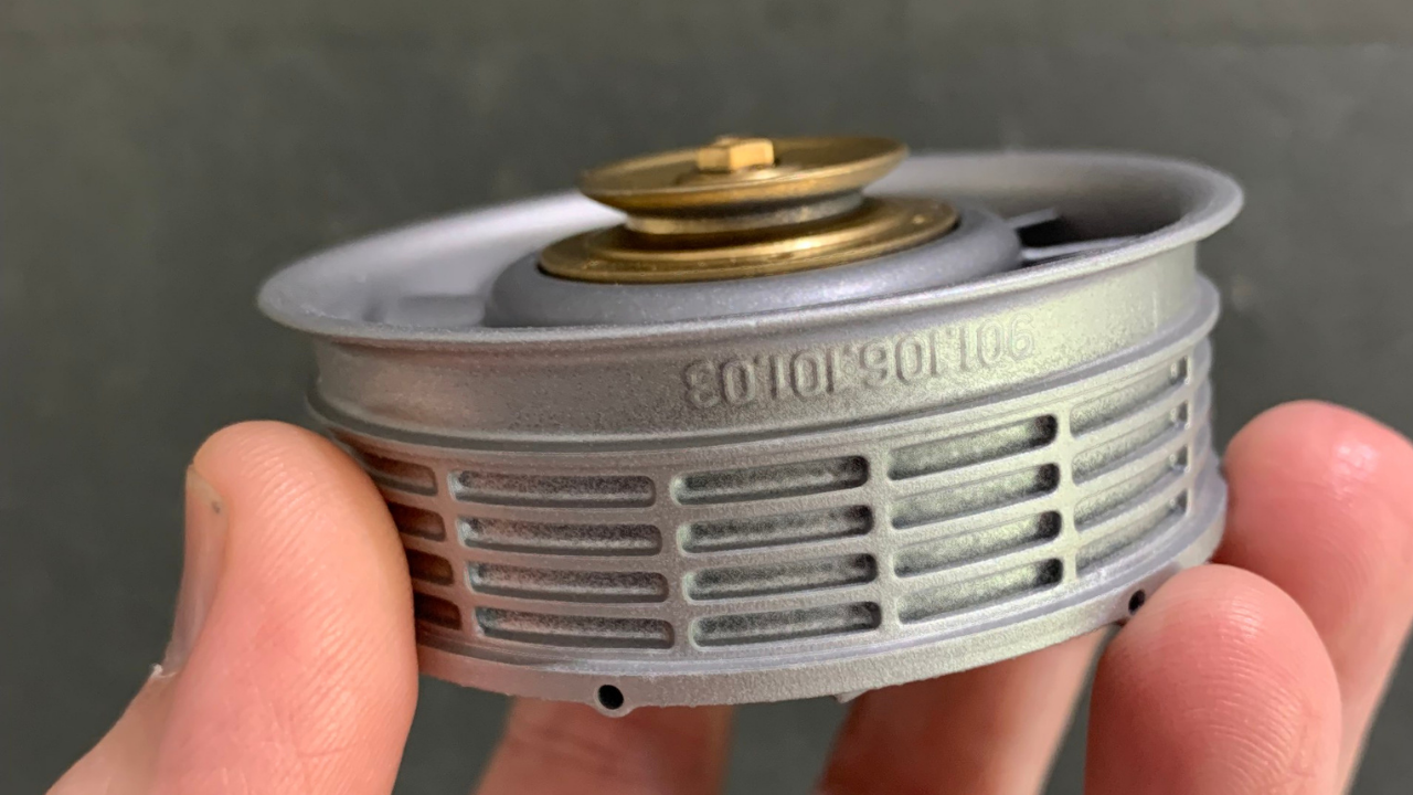 Fan Housing in Hand Fan Housing in Hand